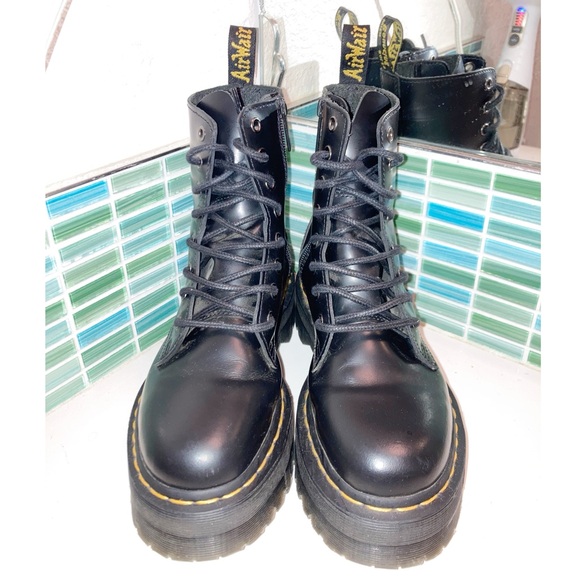 NWOT Dr. MARTENS Jadon Platform Combat Boots Black Polished smooth SZ: 7 (W) - Picture 2 of 15